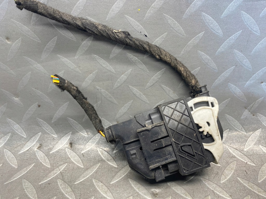 фото №7, Mantka комбинированный лента шлейф aston martin db9