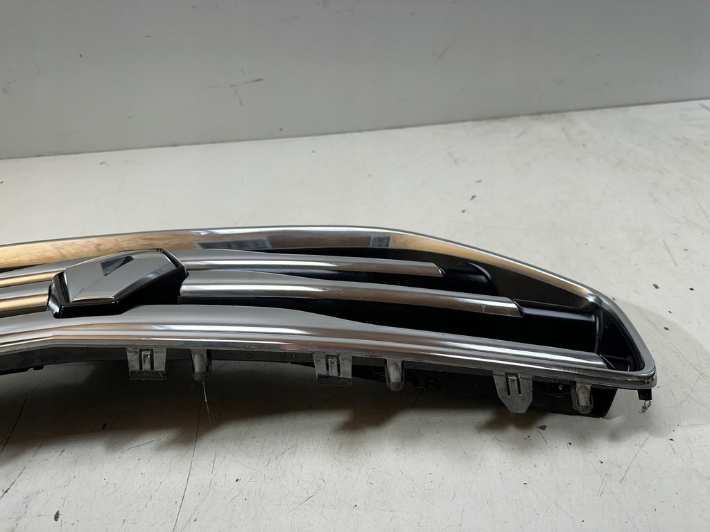 фото №9, Решётка радиатора радиатора renault koleos i lift 623104218r