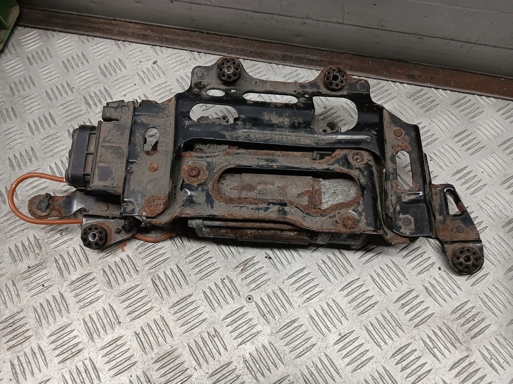 фото №5, Audi a8 s8 d4 4h 4h0616005c компрессоры