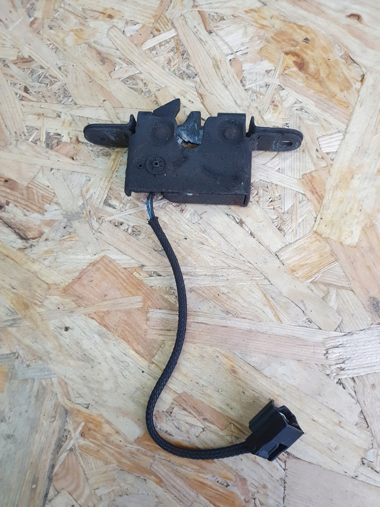 фото №2, Renault scenic iii замок капот