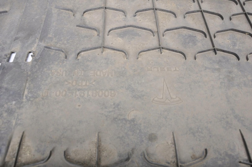 фото №3, Tesla model s плита защита подвеска