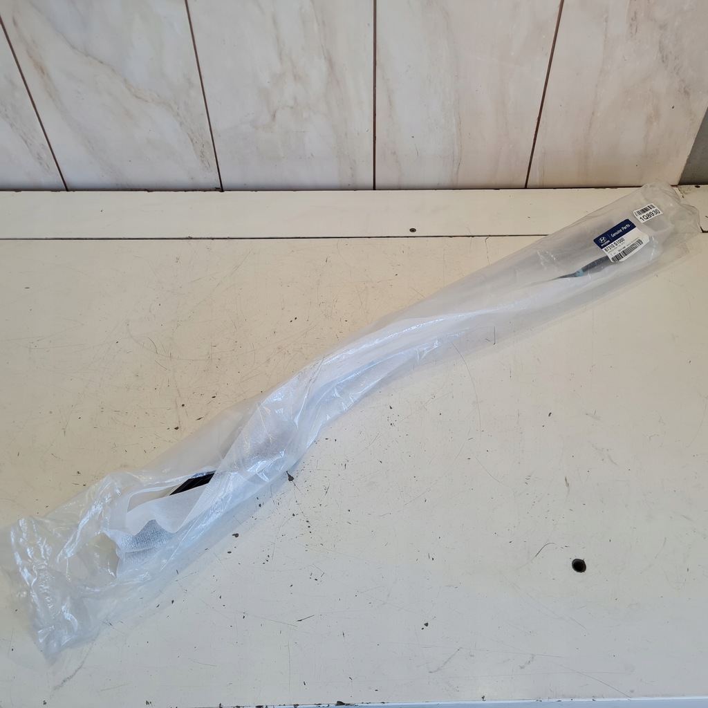 фото №11, Hyundai santa fe 19-20 молдинг задній кришки 87310s1000