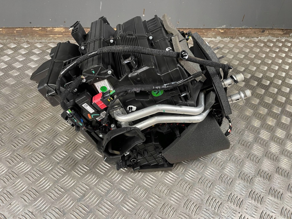 фото №6, Peugeot 2008 ii 2023 обігрівач / комплект