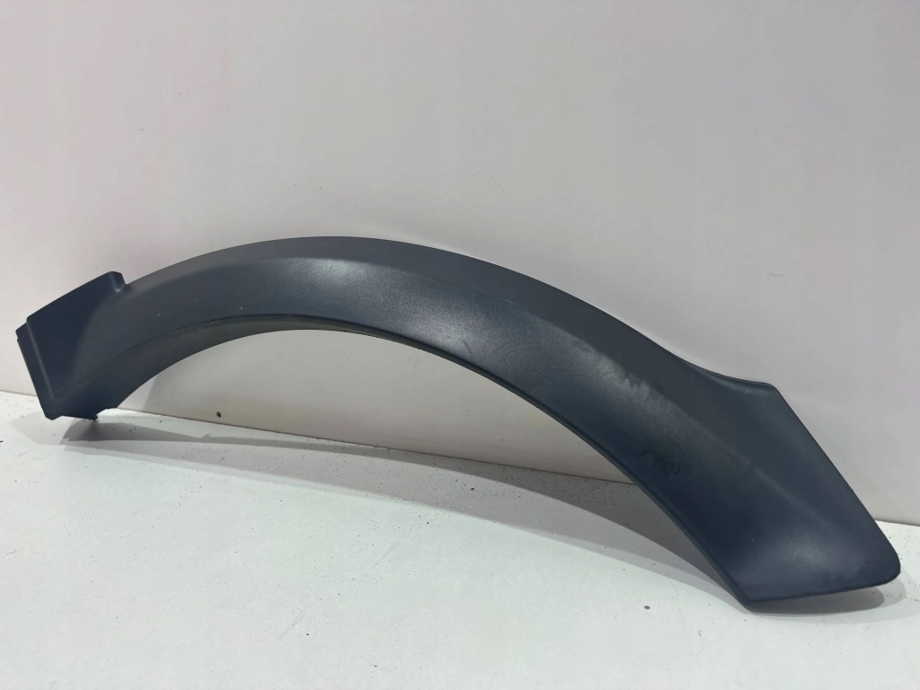 фото №2, Молдинг крыла левый задняя range rover vogue l405