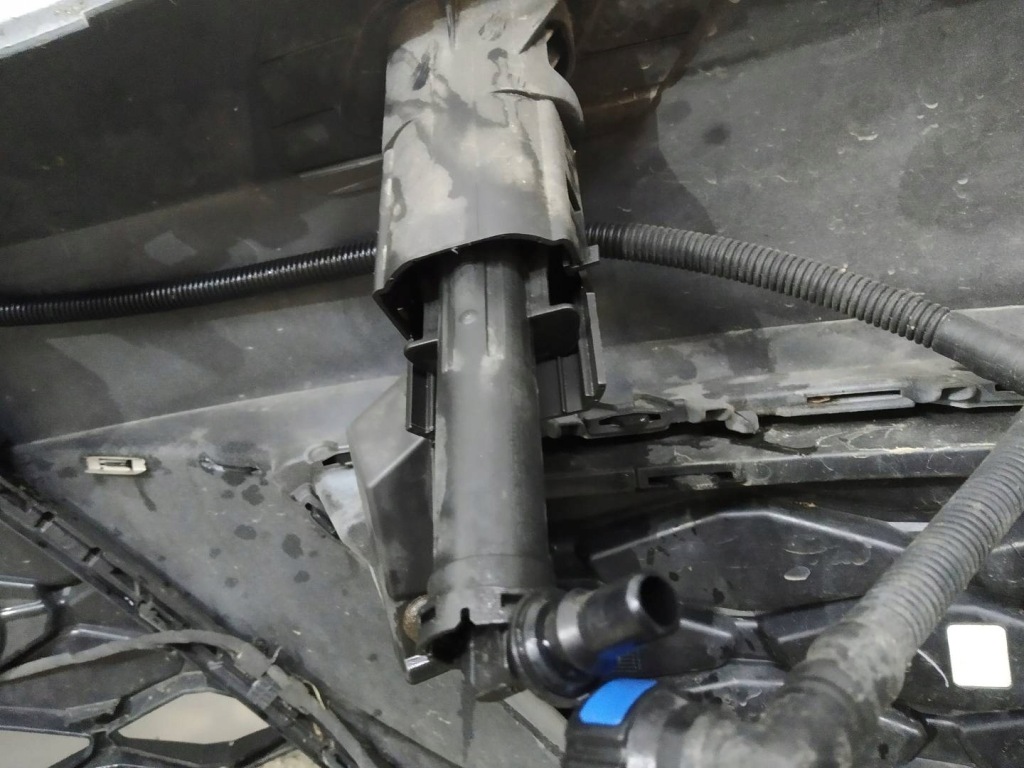 фото №13, Бампер перед білий seat pdc омивачі 575 przed lift cupra ateca i