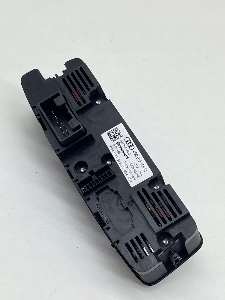 фото №11, Audi a6 a7 c7 панель обдув кондиціонера задня тунель середнього