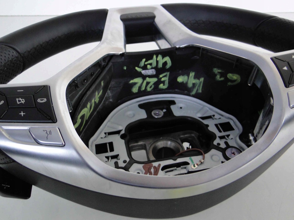 фото №9, Mercedes glk x204 204 lift воздуховод руль