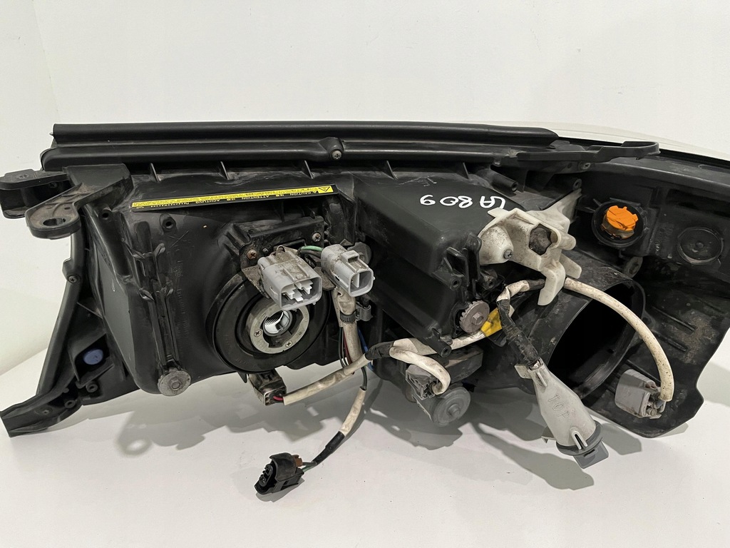 фото №11, Toyota land cruiser 200 лампа правий перед