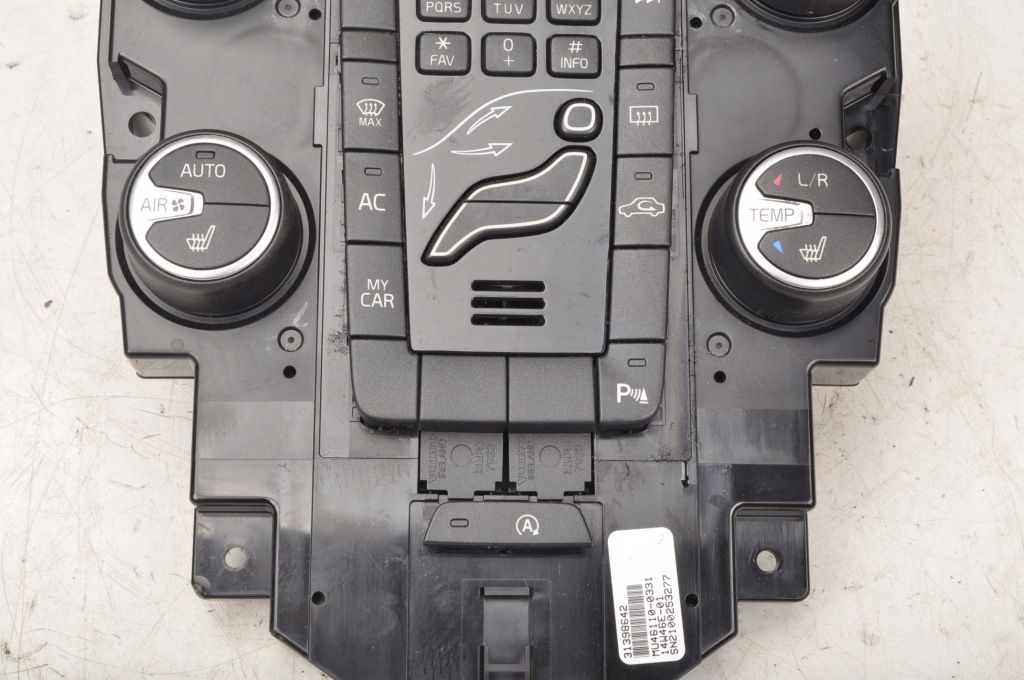 фото №6, Volvo v40 ii панель обдув 31398642