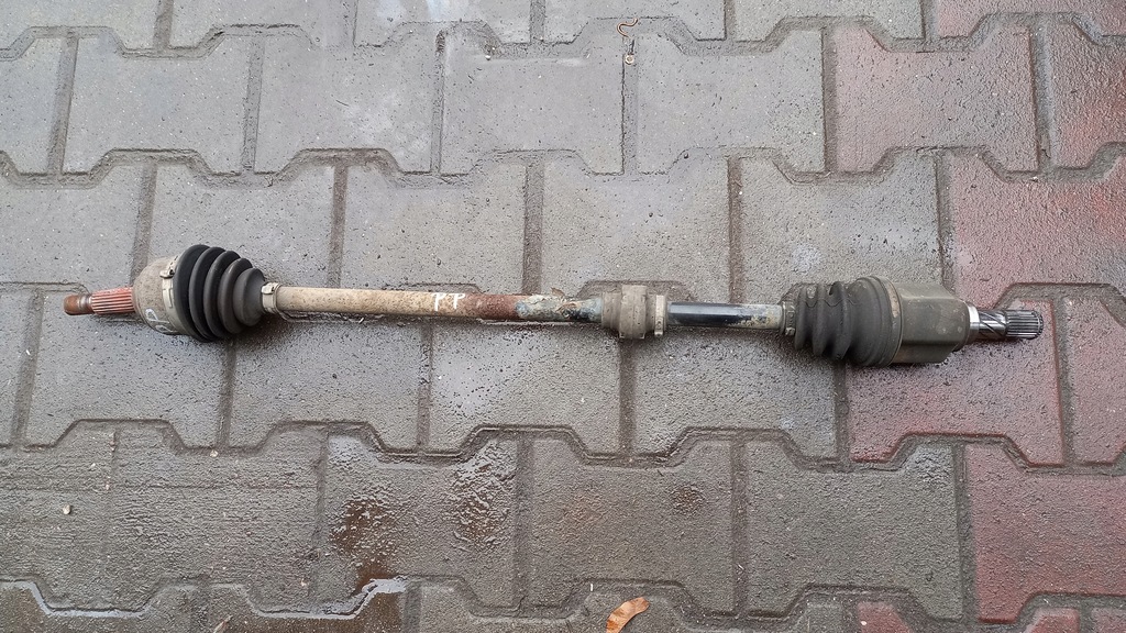 фото №1, Приводной вал правая перед nissan micra 1.2b 04r