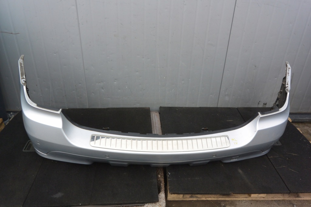 Купить Mercedes ml 164 бампер задний  amg комплект  775