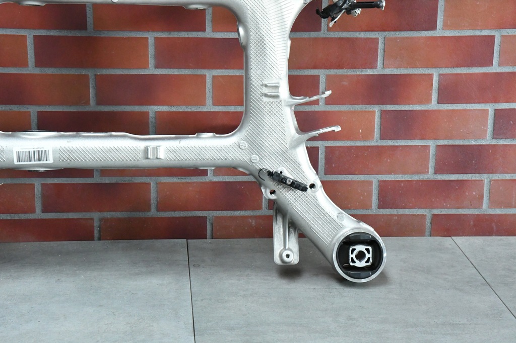 фото №5, Подрамник подрамник подрамник подрамник задняя задний bmw 5 g60 3733km демонтаж 8831012