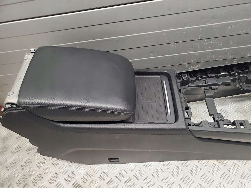 фото №11, Audi q5 sq5 80b863311a панели управление, переключатели