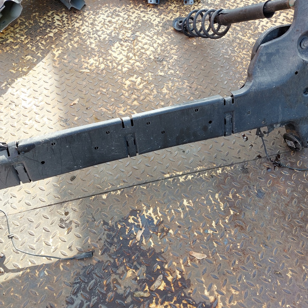 фото №13, Renault arkana 1,3tce балка подвеска задняя комплектная