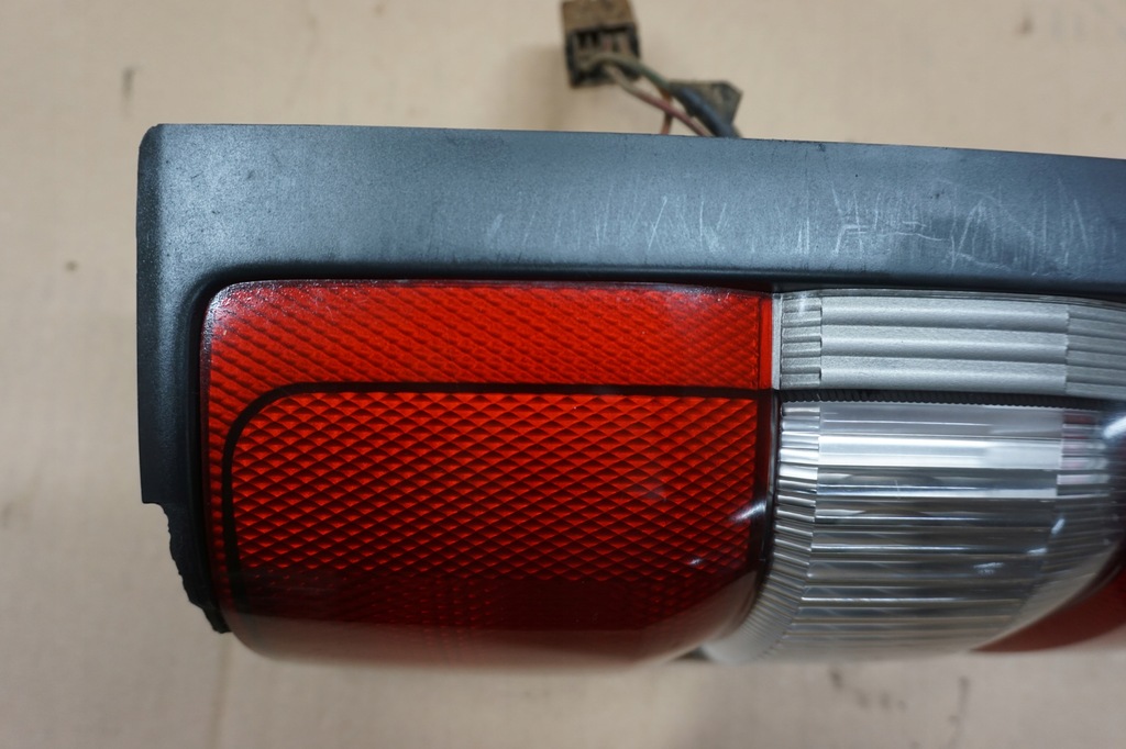 фото №10, Nissan patrol лампа лівий задня ліва задня w крила gr y61 97-04r