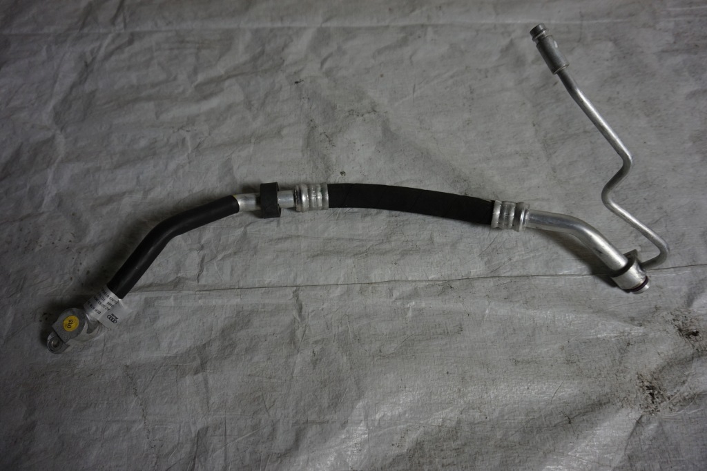 фото №1, Audi оригинальный номер 80b816740 шланг кондиционера