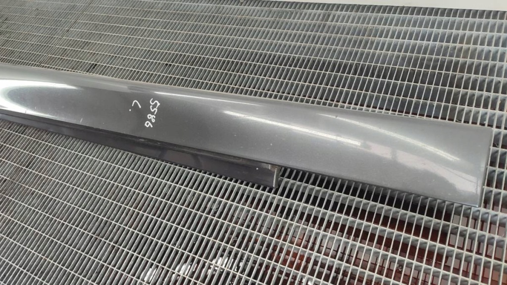 Накладка порог левая накладка молдинг bmw f10 f11 универсал a90/7 a90 7237077 Киев