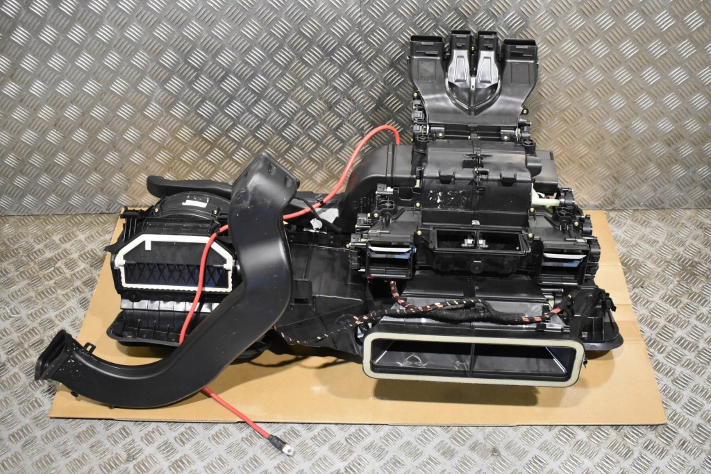 фото №1, Idealna отопитель 4 strefowa mercedes w167 1