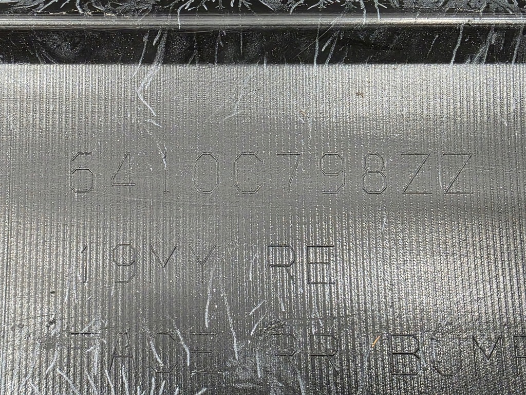 фото №8, Бампер задняя задний mitsubishi outlander iii lift 64100798zz + молдинг