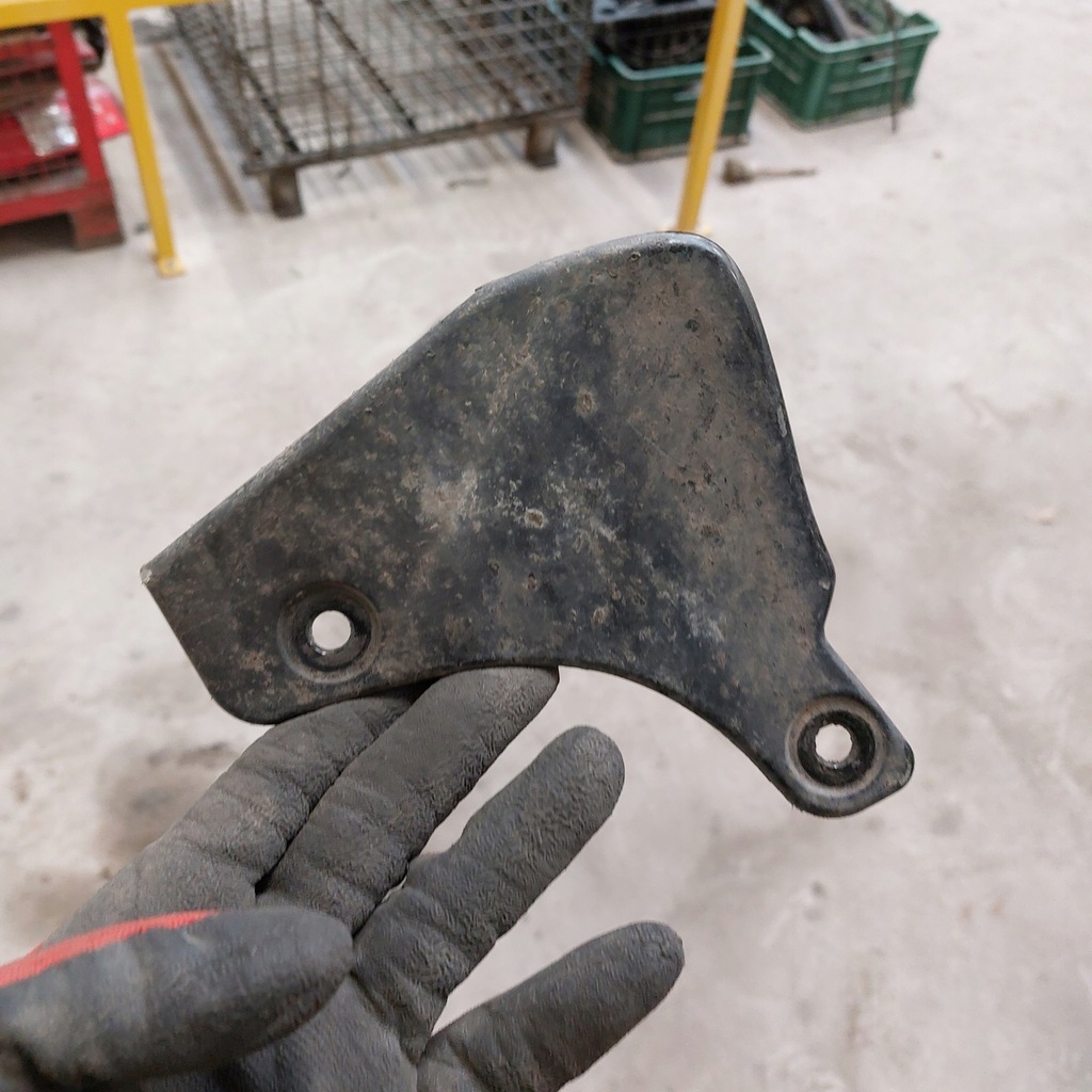 фото №8, Mitsubishi lancer 7 vii молдинг накладка порог правая mr380004