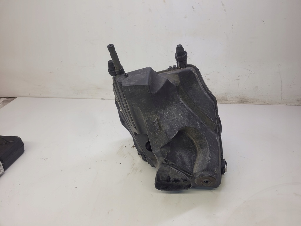 фото №6, Корпус фильтра воздуха audi a6 c6 4f0133835bh