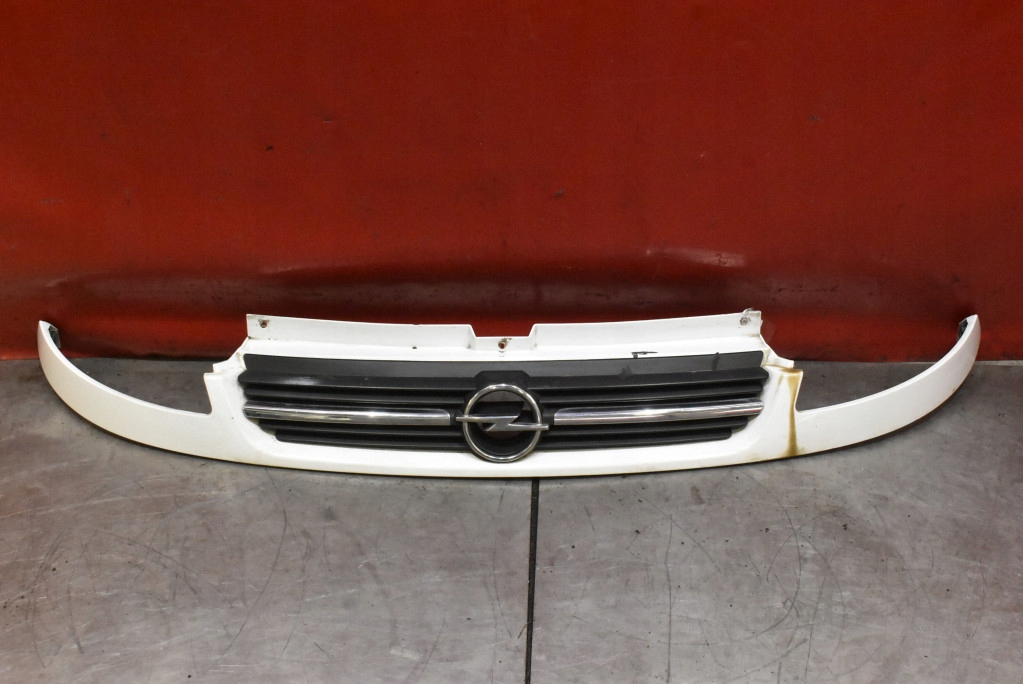 фото №1, Решётка радиатора решётка радиатора белый 91166765 opel vivaro 1 i 02-06