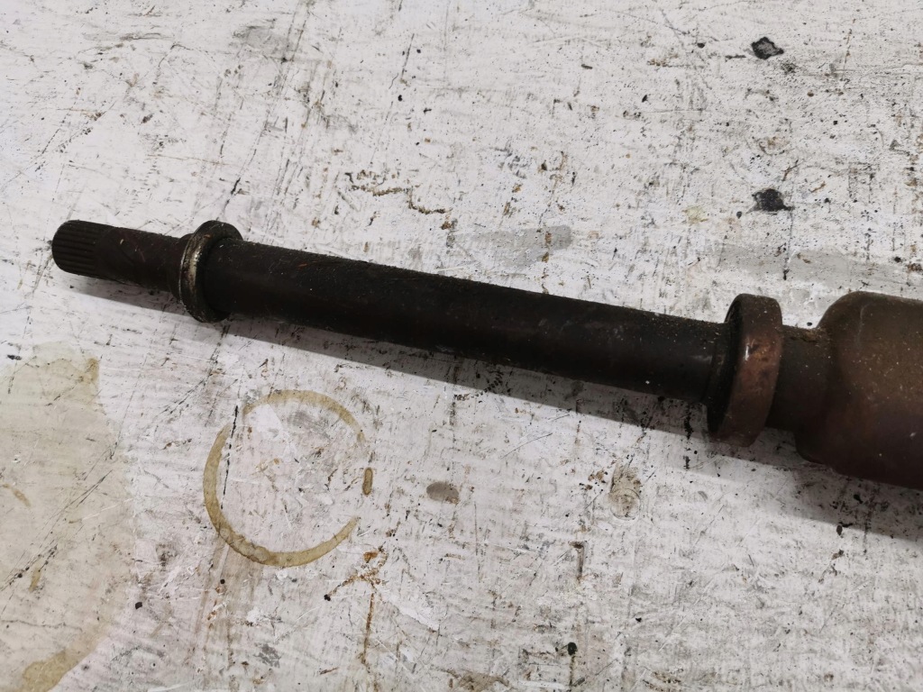 Приводной вал длинная правый  перед renault clio 3 1.5 dci Цена