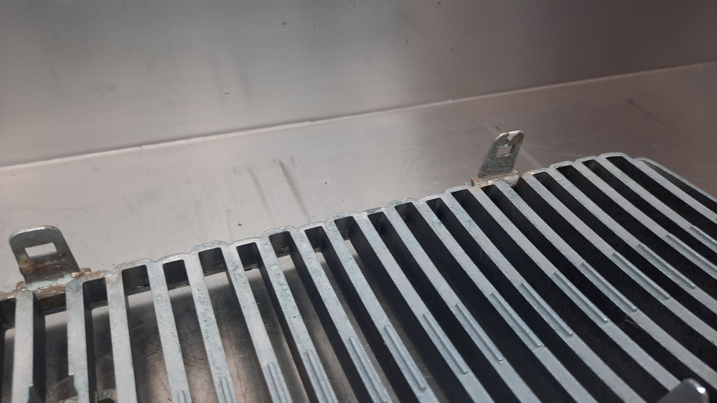 фото №10, Решітка радіатора решітка радіатора 9178087 volvo s80 98-06r