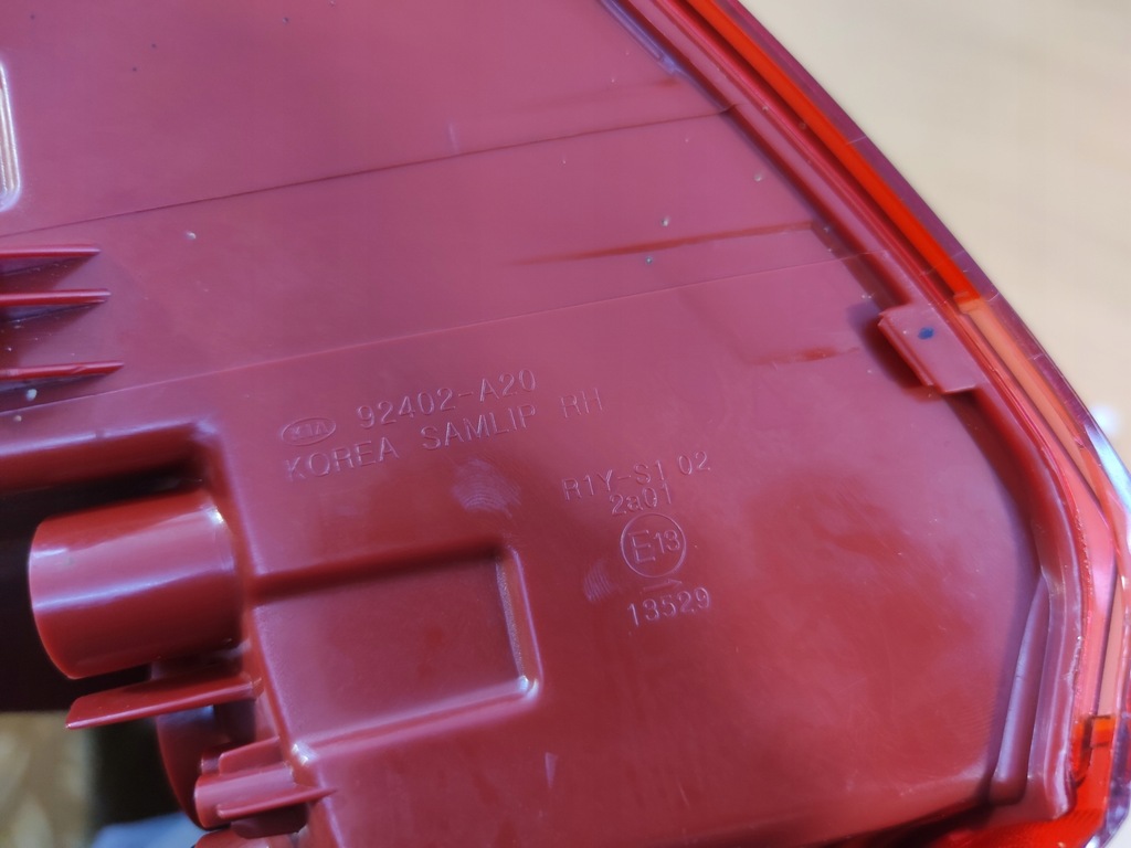 фото №3, Kia ceed 2 ii хетчбек права лампа задня idealna