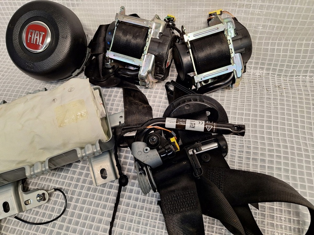 фото №5, Fiat 124 spider 2016- подушка безпеки подушка ремені подушки безпеки orginal демонтаж