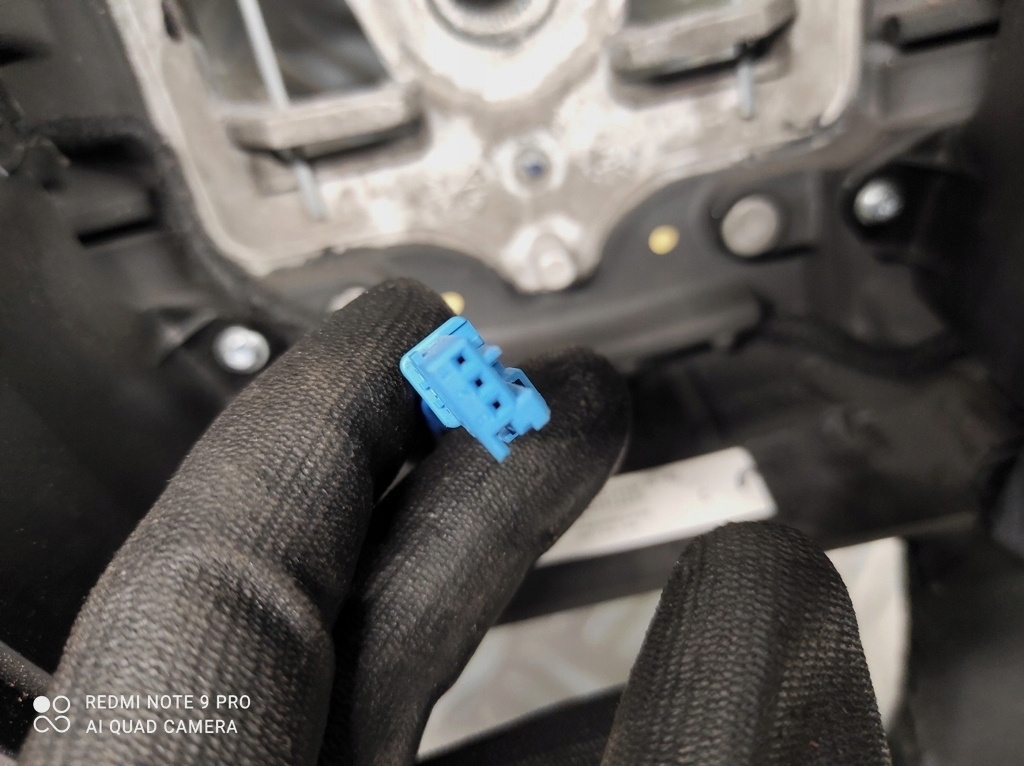 фото №10, Повітропровід шкіряний багатофункціональний citroen c4 ii b7 citroen ds4 98039712zd