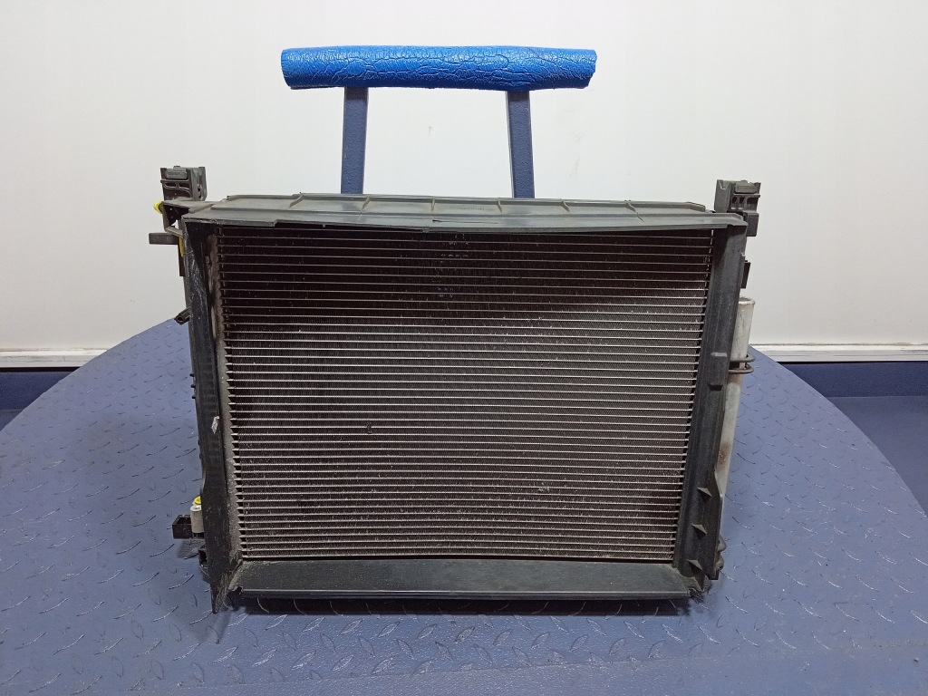 фото №1, Sandero ii logan ii 1.0 sce радиатор вентилятор комплект 214104684r