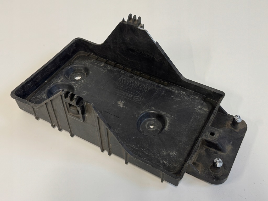 Купить Mazda основание аккумулятор ke7056041