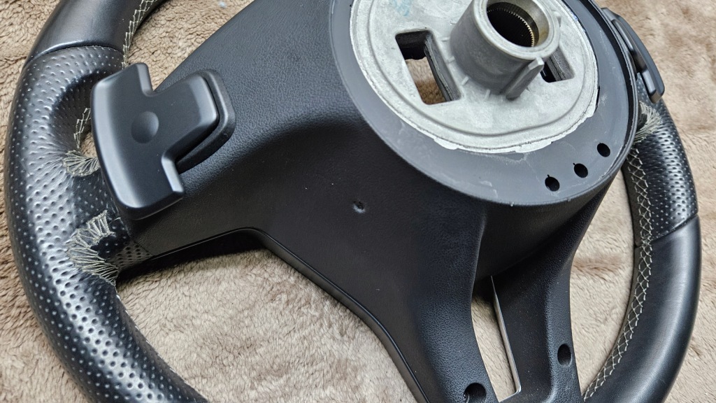 фото №10, Воздуховод a2184606318 mercedes x204 w218 w212 кожа