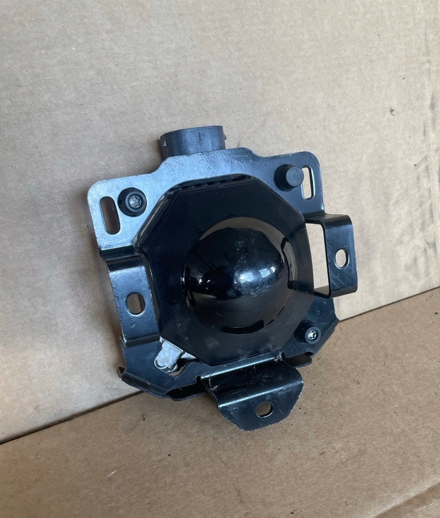 фото №1, Maserati ghibli levante quattroporte радар acc distronic датчик 670109031