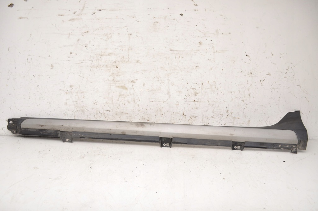 фото №1, Ford fiesta mk8 накладка порог правая