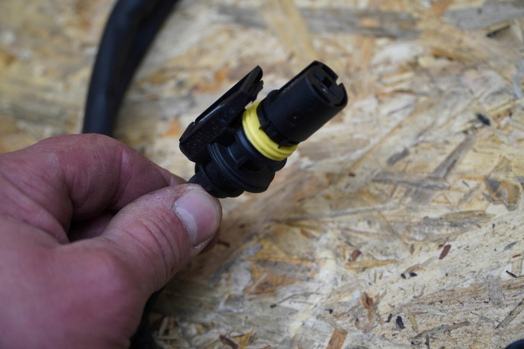 Коробка электропроводка a2225407629 a1675405459 mercedes gle 167 w167 23r 48v Цена