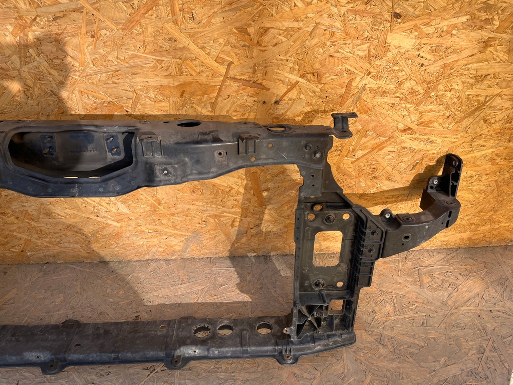 фото №11, Hyundai i40 i-40 11- усилитель pas передний перед