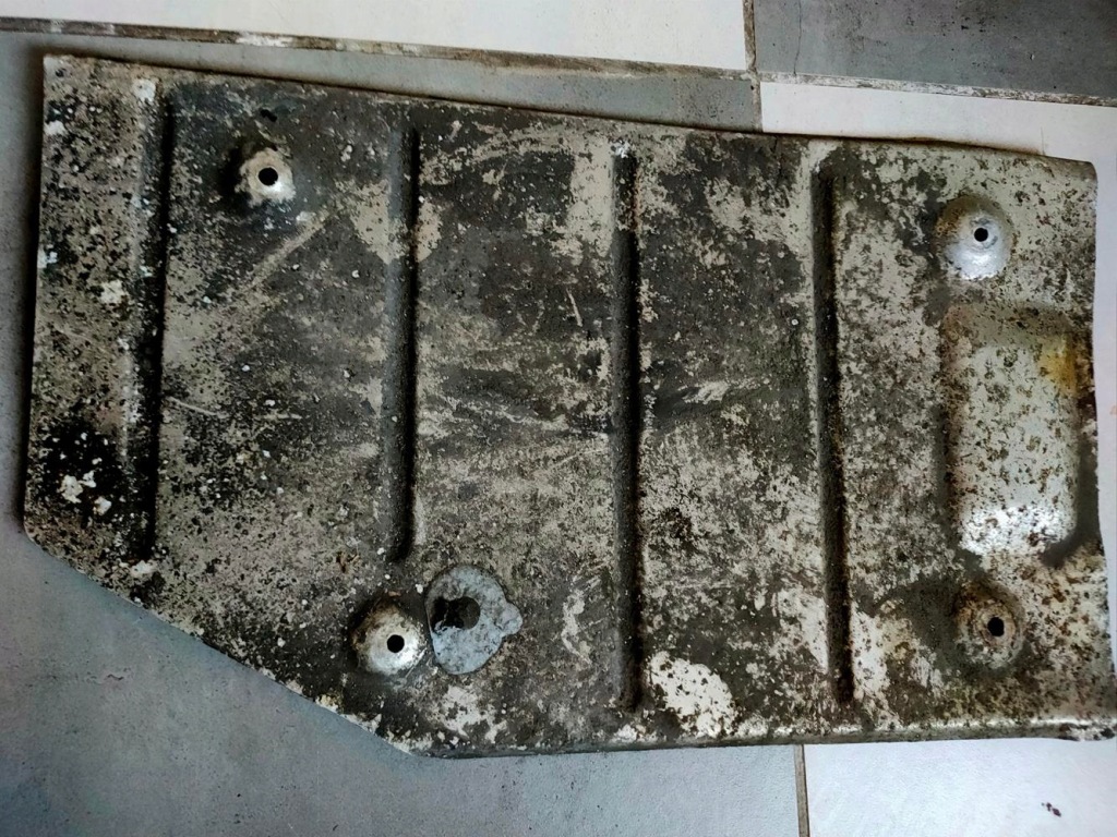 Накладка nad гаситель конечный mercedes 107 в Украине