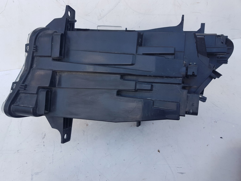 Лампа перед передня права mercedes sprinter w910 a9109065100 в Україні