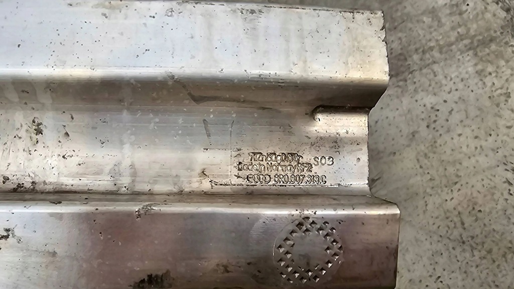 фото №12, Audi q5 sq5 2011 с задний поперечина бампера заднего