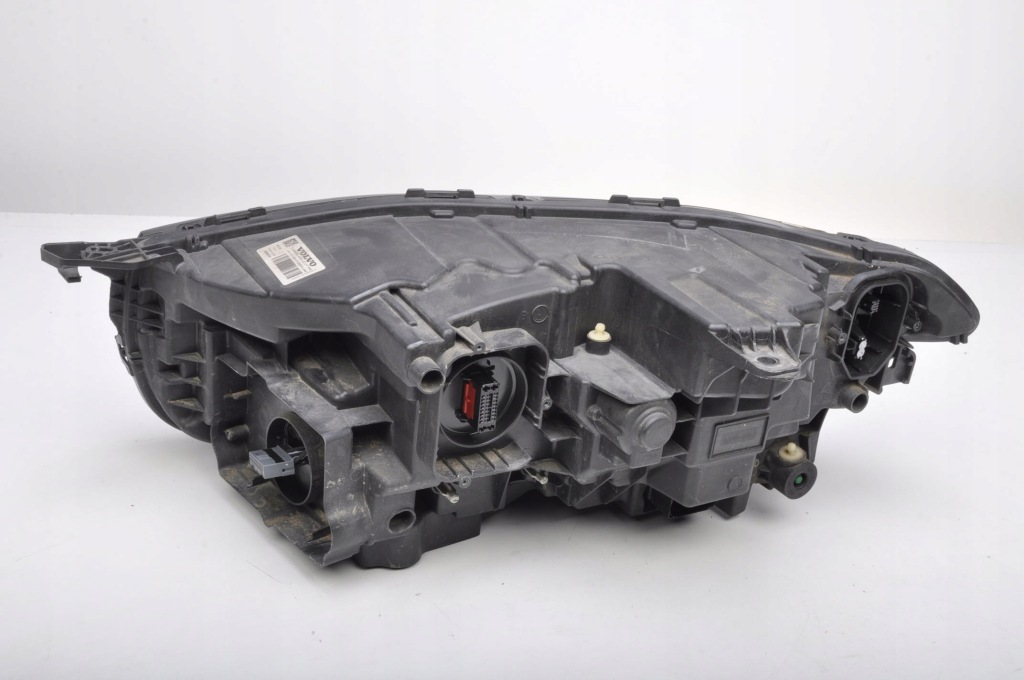 Volvo xc90 2 фара правый  передняя перед full led active high beam 31446689 Киев