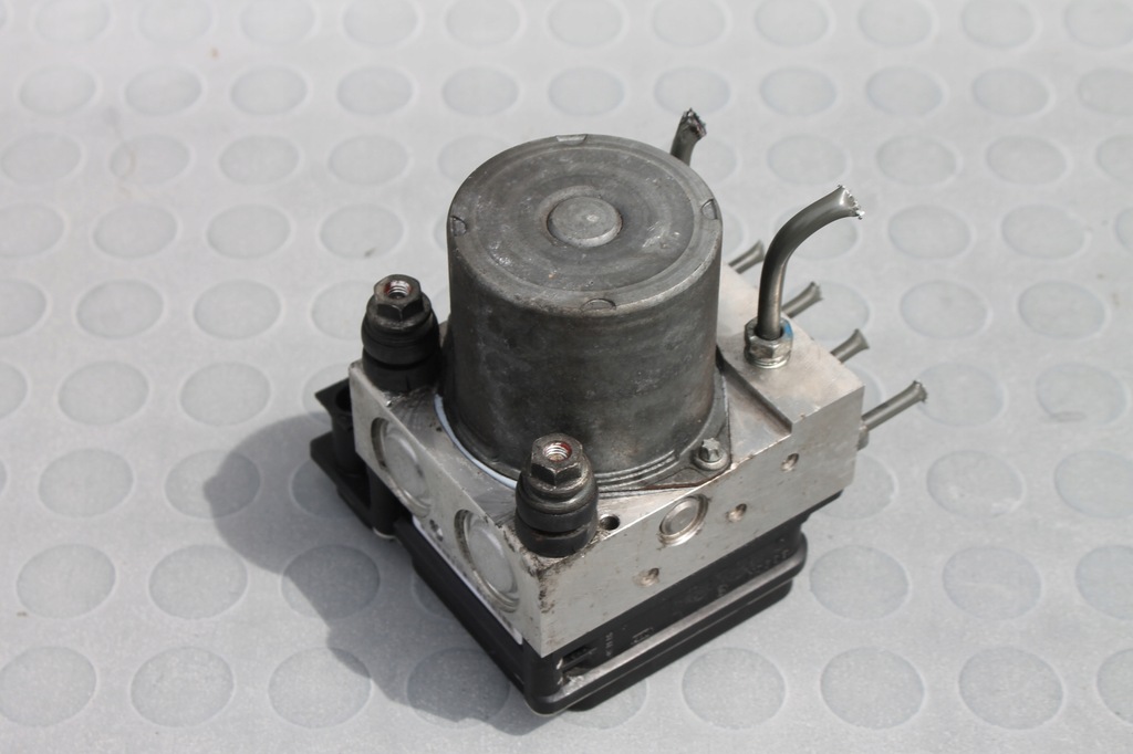 фото №5, Насос блок управления abs toyota verso 09-18