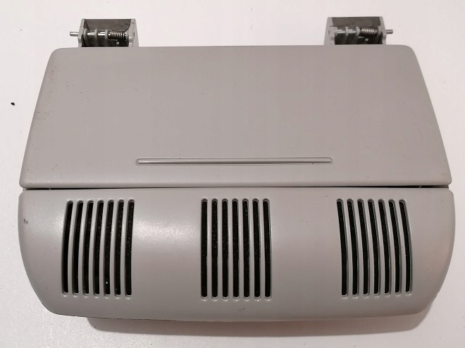 фото №1, Skoda octavia ii бардачок na накладки на фари 1z0868565d