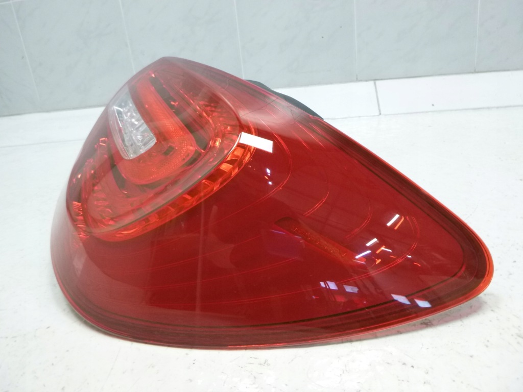 фото №10, Mercedes w176 lift лампа правый задняя a1769063200