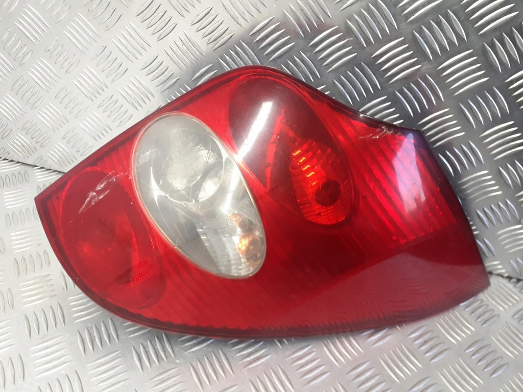 фото №1, Лампа правая задняя renault laguna ii kombi 8200002472