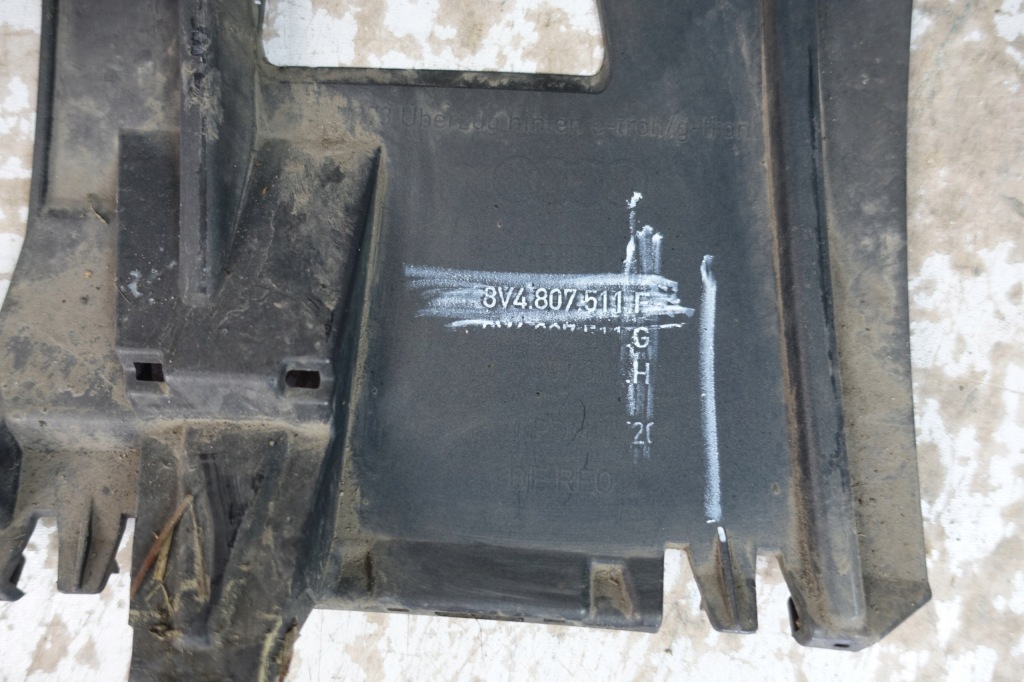 Audi a3 8v hb 2013- бампер задняя задний 8v4807511f в Украине