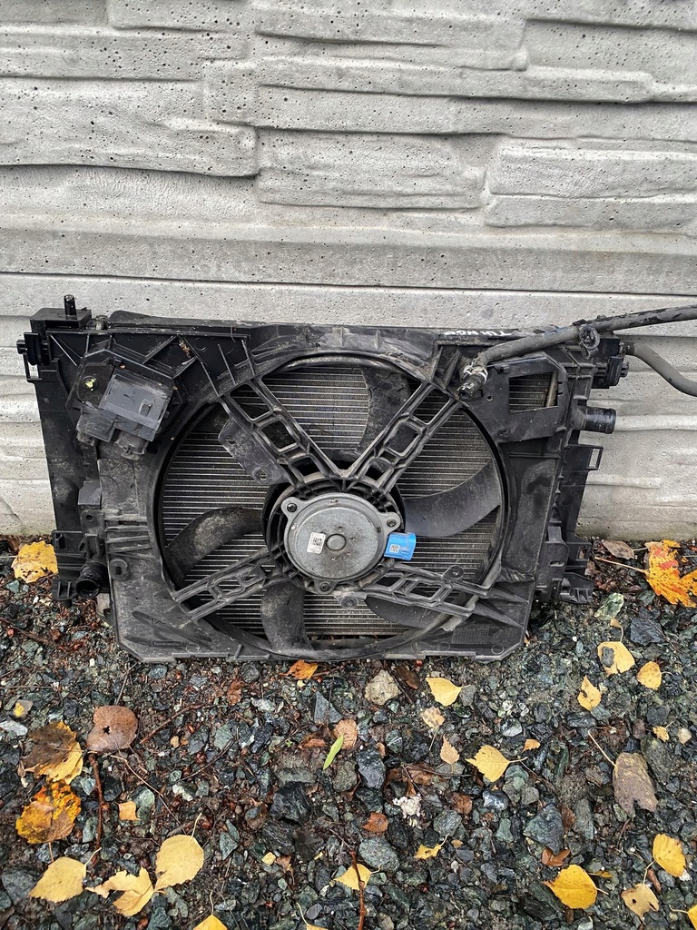 фото №8, Renault twingo iii 1.0 радиатор вентилятор