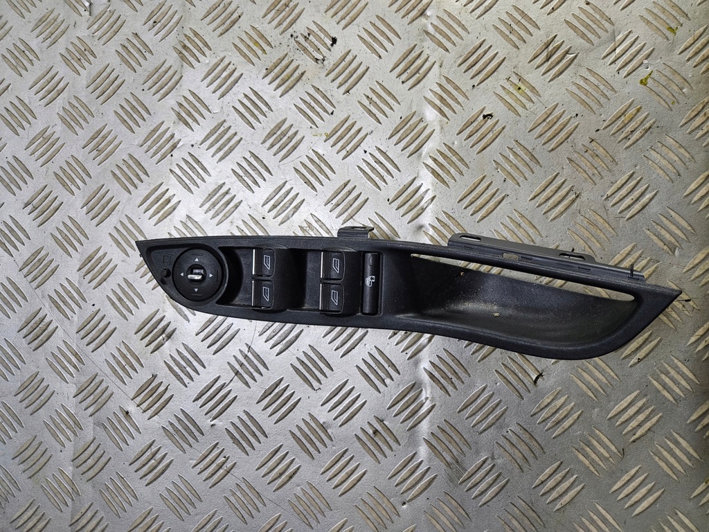 фото №1, Перемикач вікон перед ford focus mk3 europa