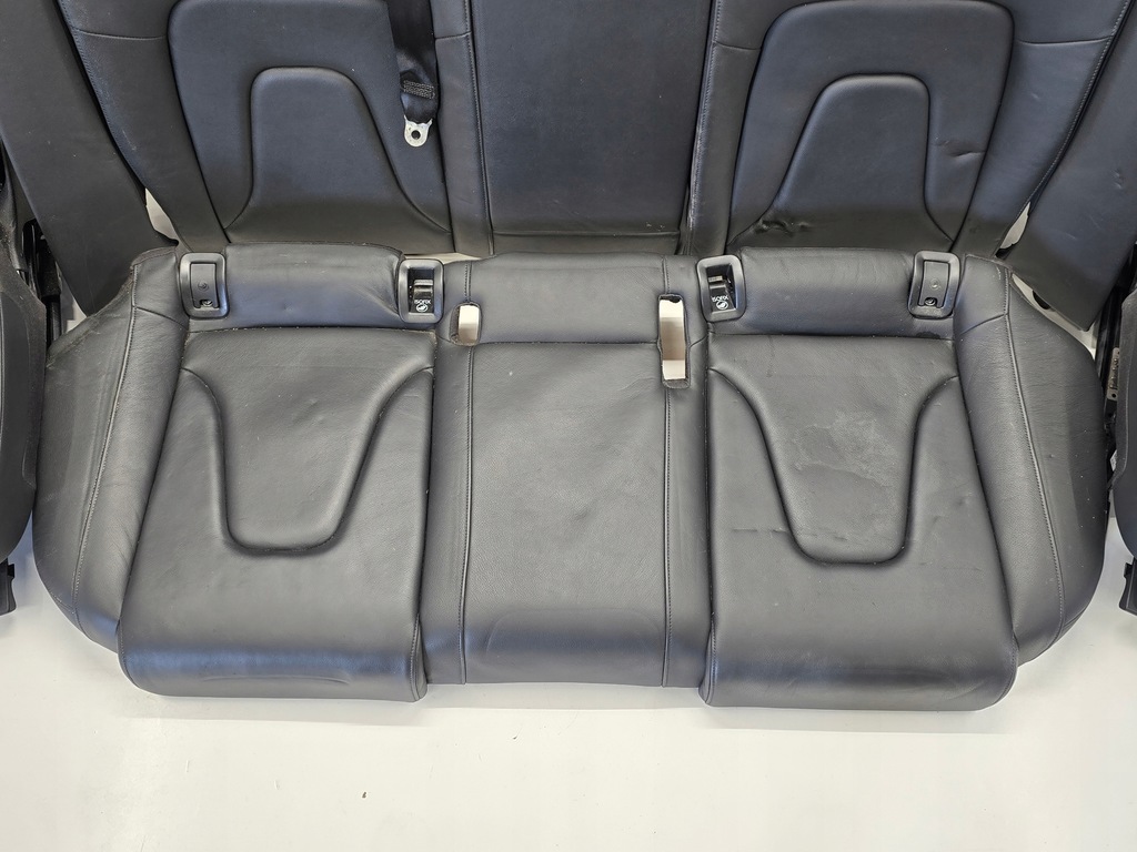 фото №11, Audi a4 b8 kombi 12r сиденья заднее сиденье обшивки